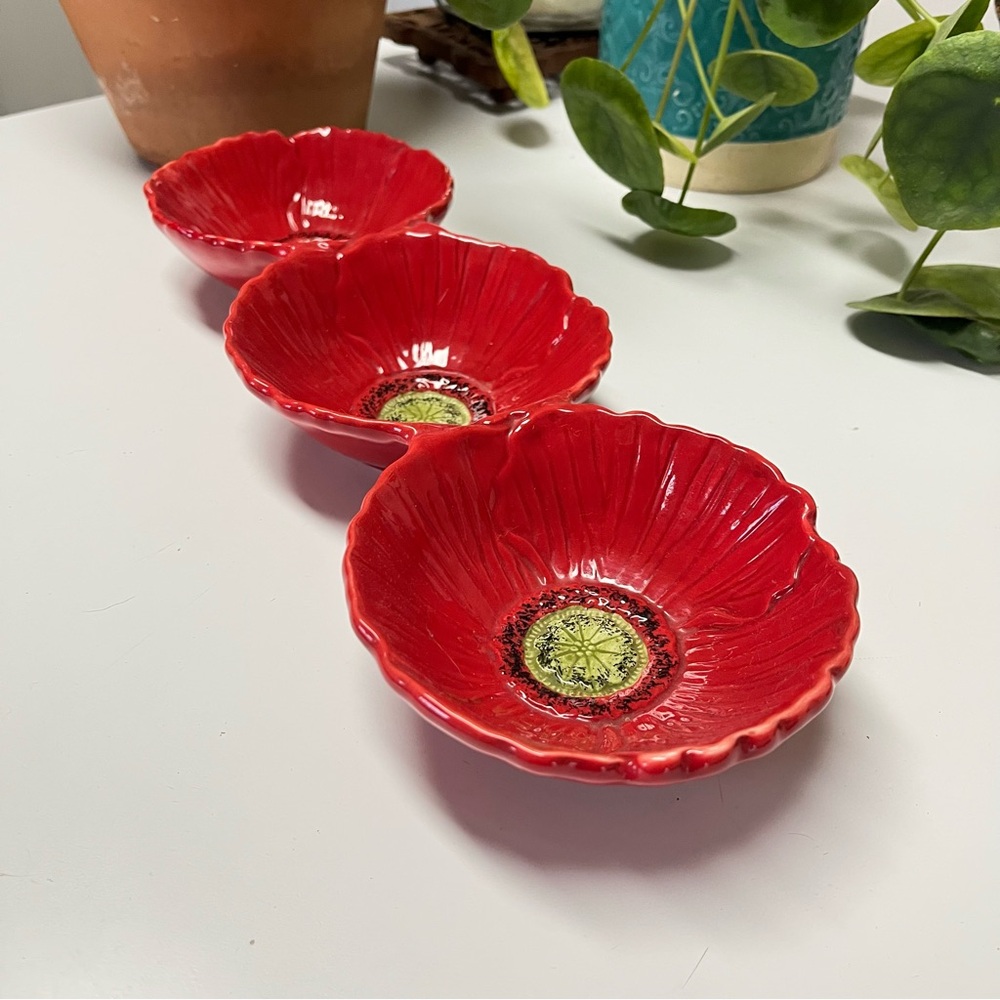 Ambiance FLEUR ROUGE Red Poppy 3 Section Dish